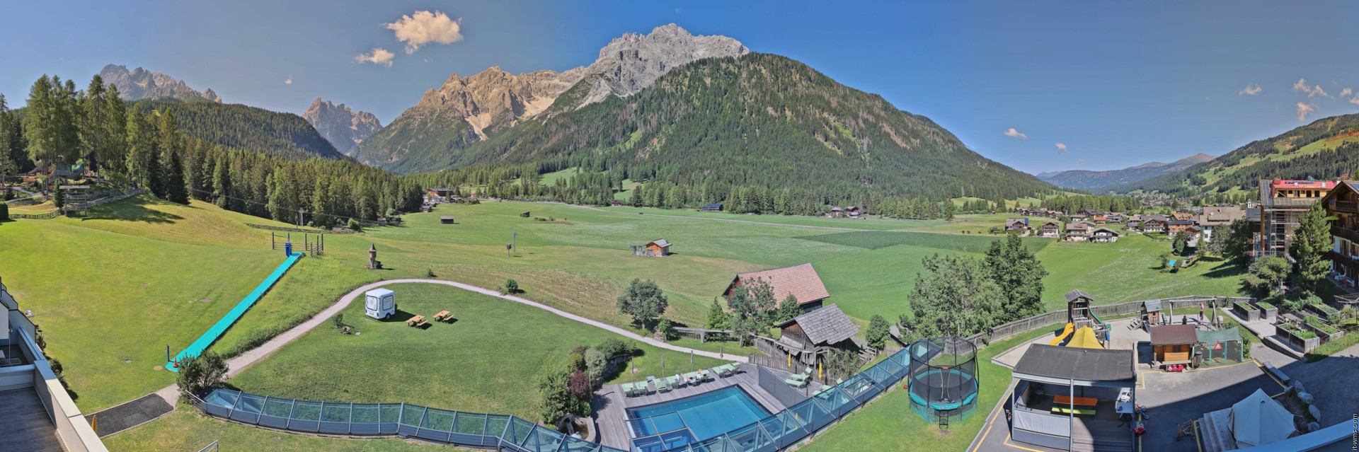 Archiv Foto Webcam Family Resort Rainer im Bergdorf Sexten