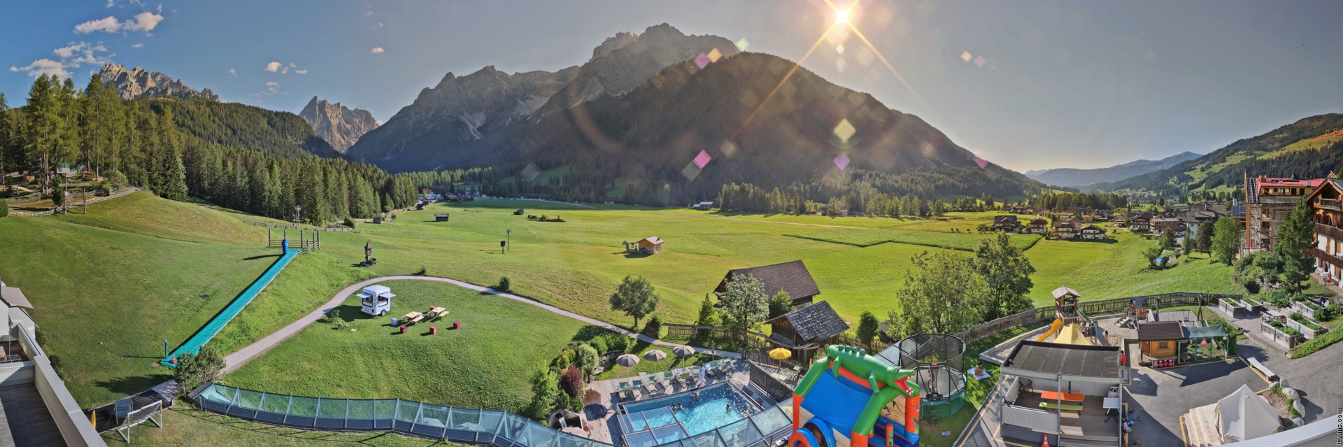 Archived image Webcam Family Resort Rainer, South Tyrol