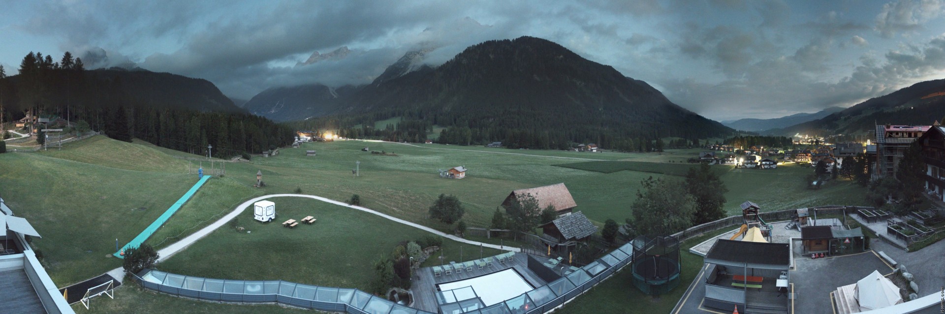 Archiv Foto Webcam Family Resort Rainer im Bergdorf Sexten
