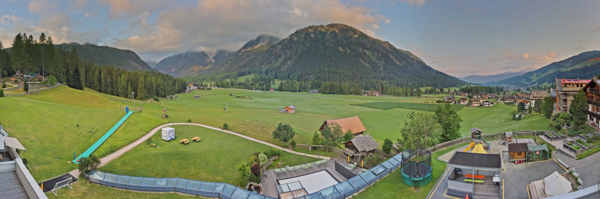 Archiv Foto Webcam Family Resort Rainer im Bergdorf Sexten