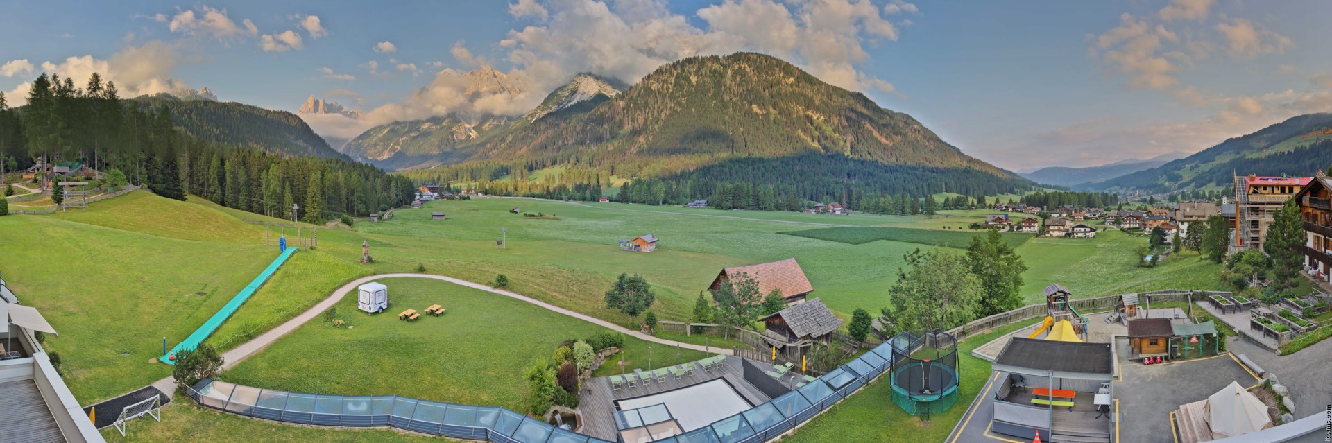 Archiv Foto Webcam Family Resort Rainer im Bergdorf Sexten