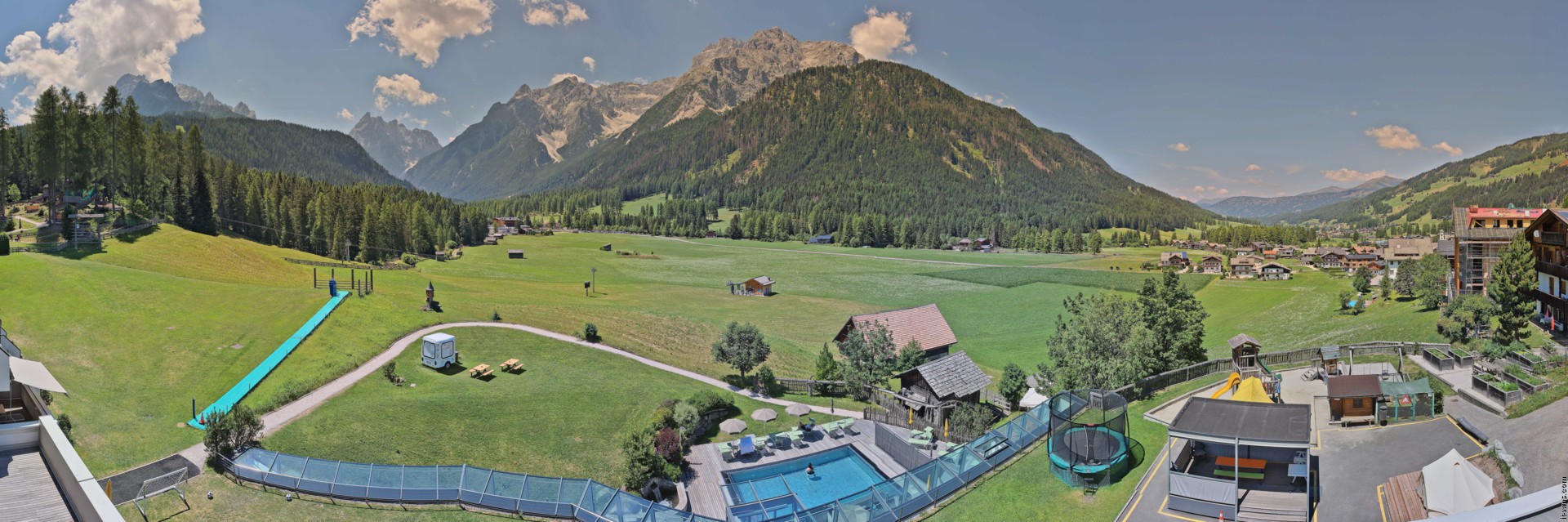 Archiv Foto Webcam Family Resort Rainer im Bergdorf Sexten
