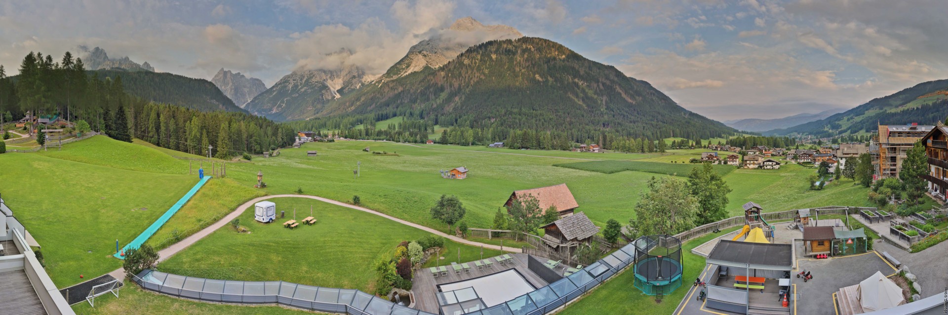 Archiv Foto Webcam Family Resort Rainer im Bergdorf Sexten
