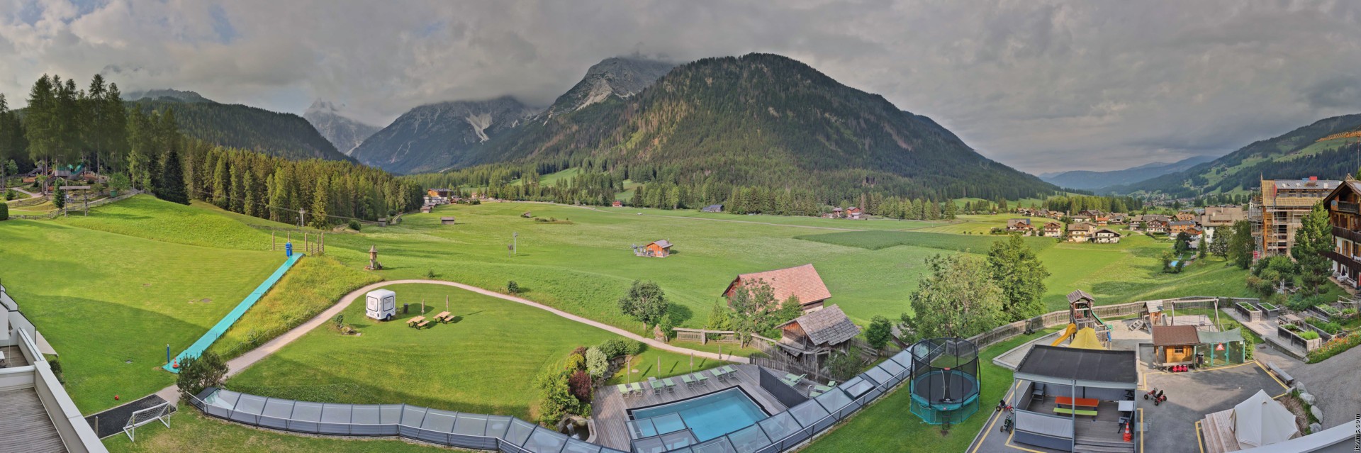 Archiv Foto Webcam Family Resort Rainer im Bergdorf Sexten