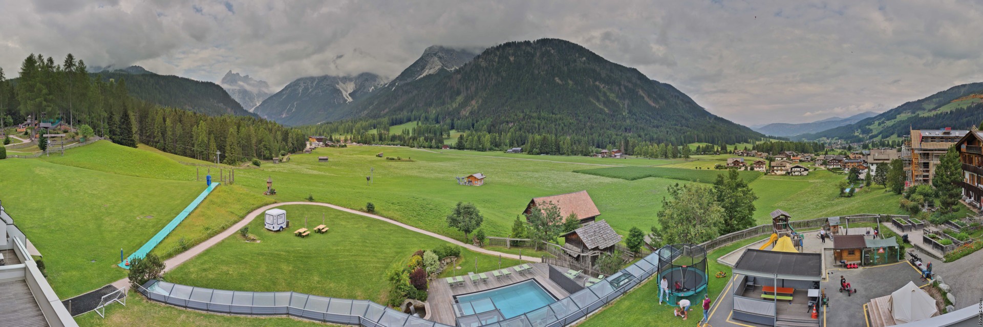 Archiv Foto Webcam Family Resort Rainer im Bergdorf Sexten