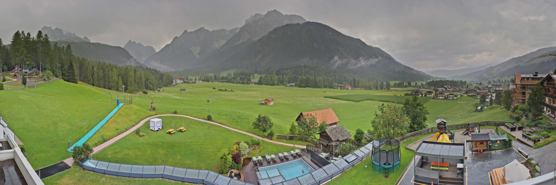 Archiv Foto Webcam Family Resort Rainer im Bergdorf Sexten