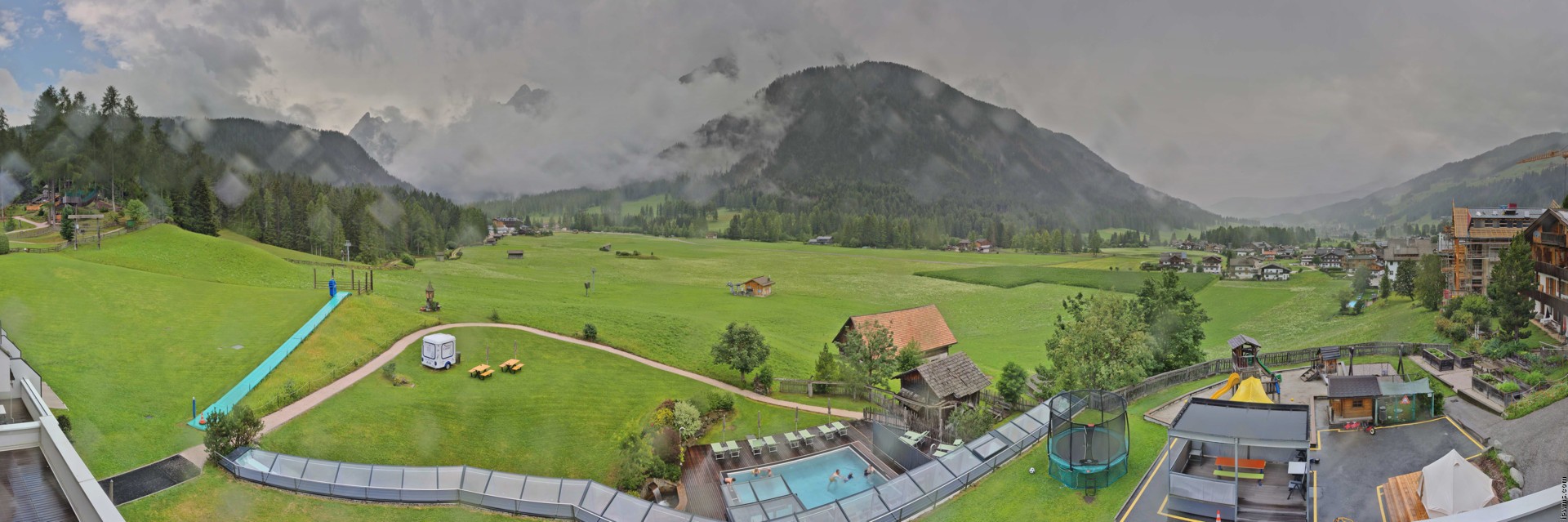 Archiv Foto Webcam Family Resort Rainer im Bergdorf Sexten