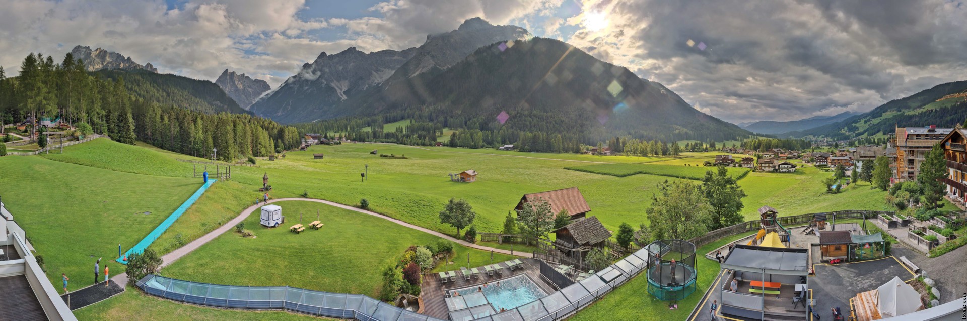 Archiv Foto Webcam Family Resort Rainer im Bergdorf Sexten