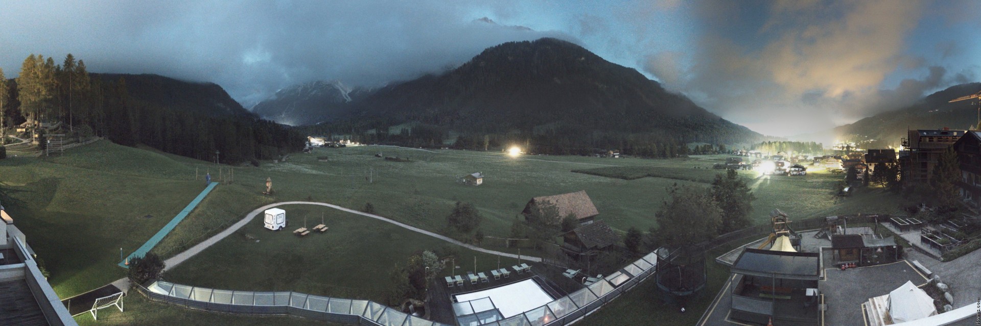 Archiv Foto Webcam Family Resort Rainer im Bergdorf Sexten