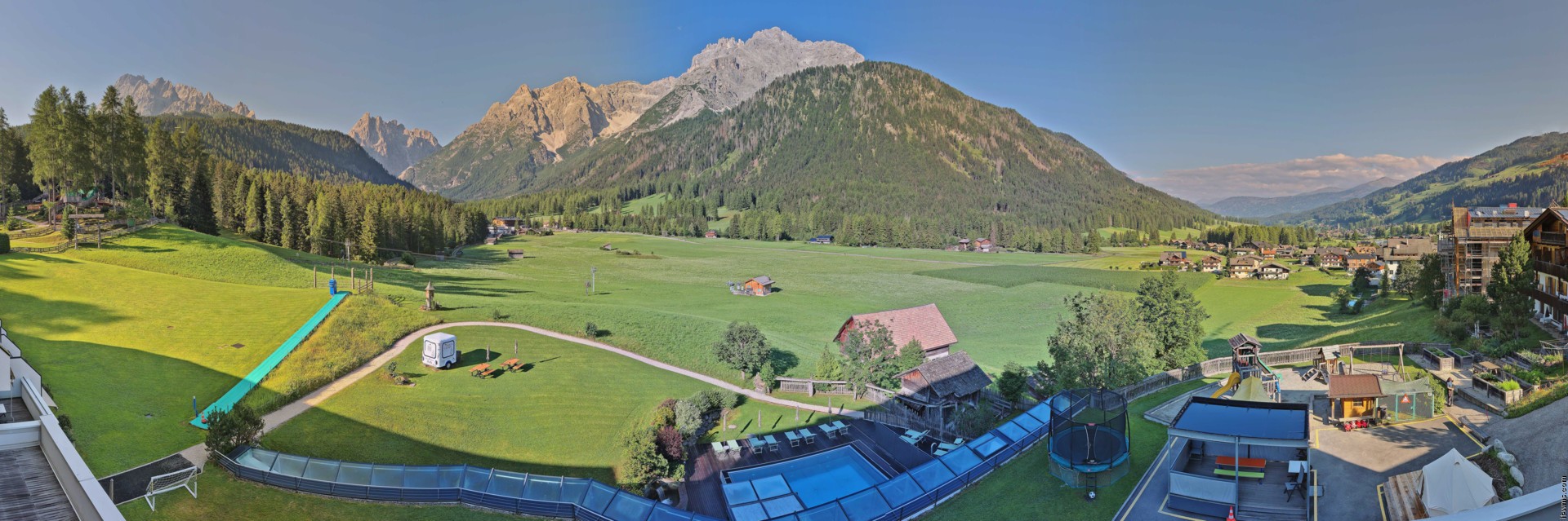 Archiv Foto Webcam Family Resort Rainer im Bergdorf Sexten