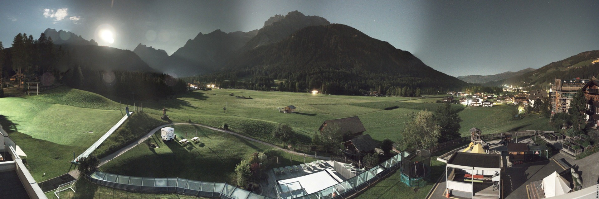 Archiv Foto Webcam Family Resort Rainer im Bergdorf Sexten