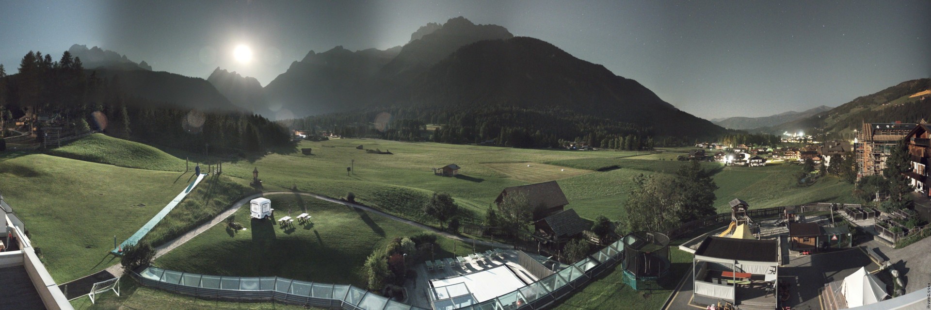 Archiv Foto Webcam Family Resort Rainer im Bergdorf Sexten