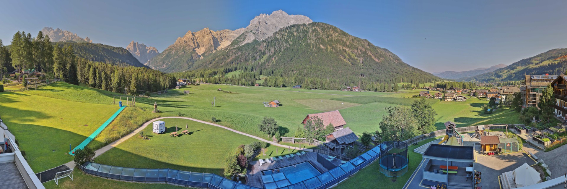Archiv Foto Webcam Family Resort Rainer im Bergdorf Sexten