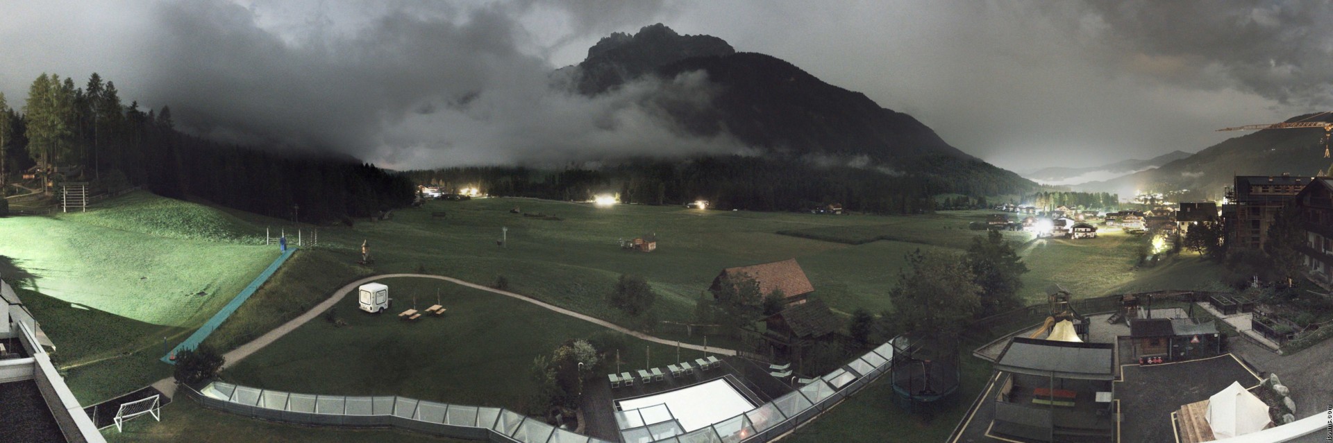 Archiv Foto Webcam Family Resort Rainer im Bergdorf Sexten