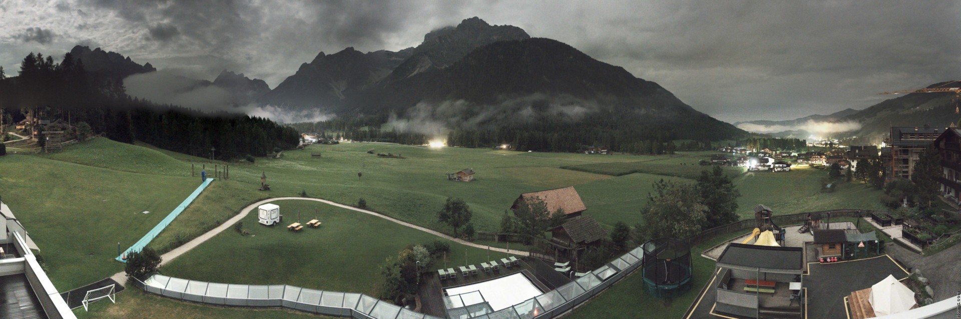 Archiv Foto Webcam Family Resort Rainer im Bergdorf Sexten