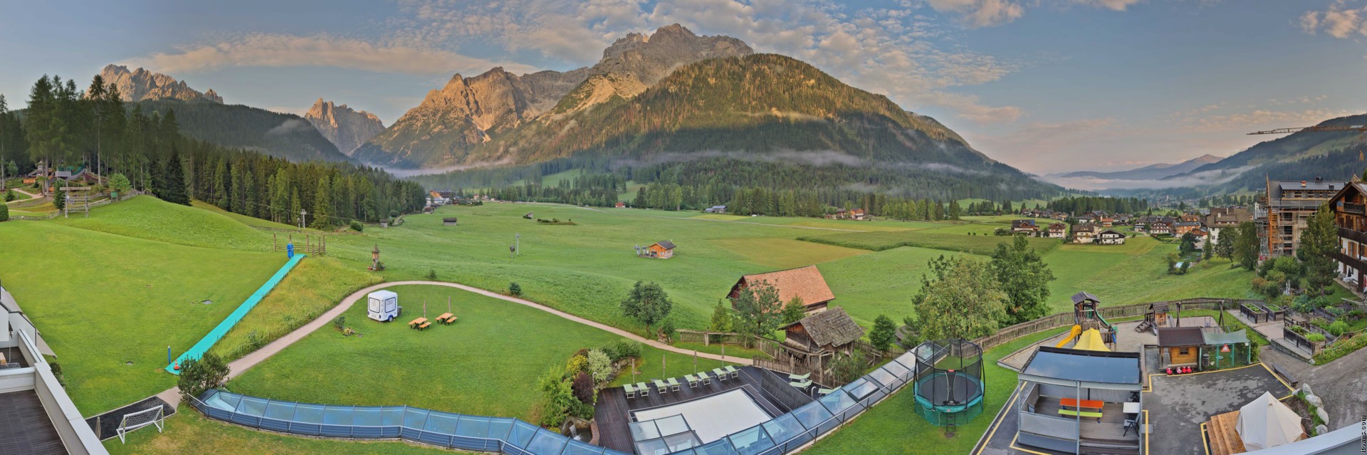 Archiv Foto Webcam Family Resort Rainer im Bergdorf Sexten