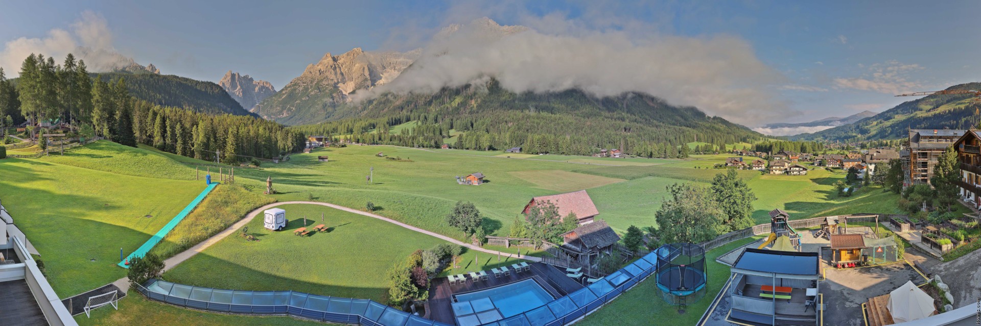 Archiv Foto Webcam Family Resort Rainer im Bergdorf Sexten