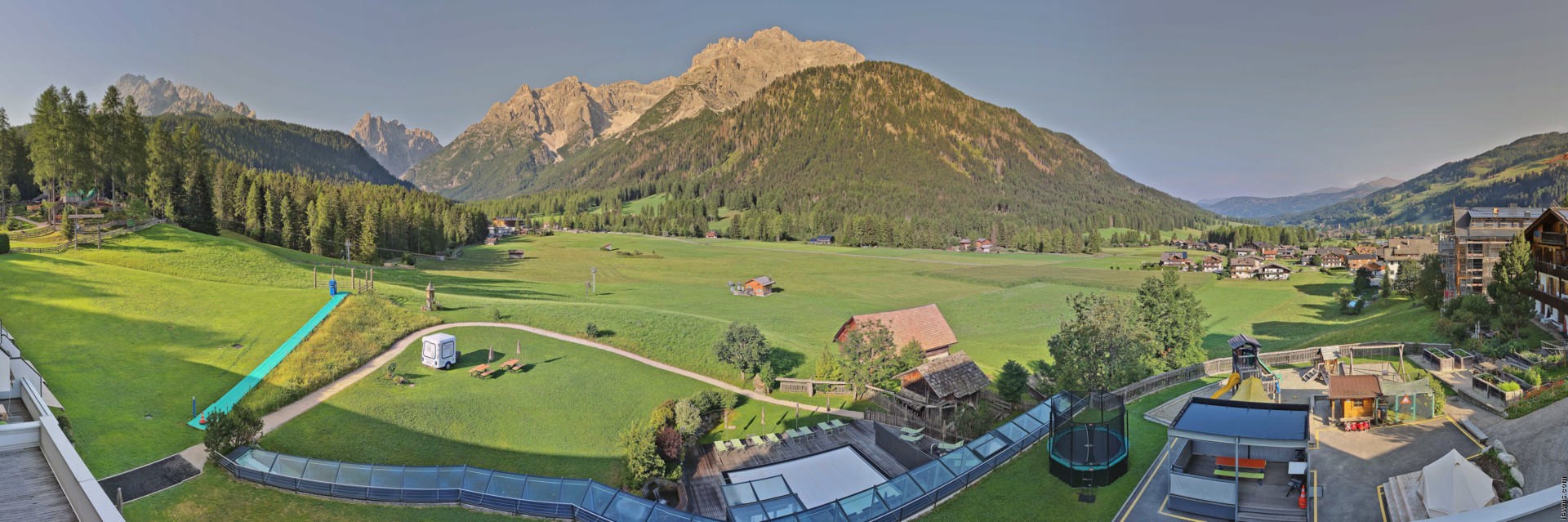Archiv Foto Webcam Family Resort Rainer im Bergdorf Sexten