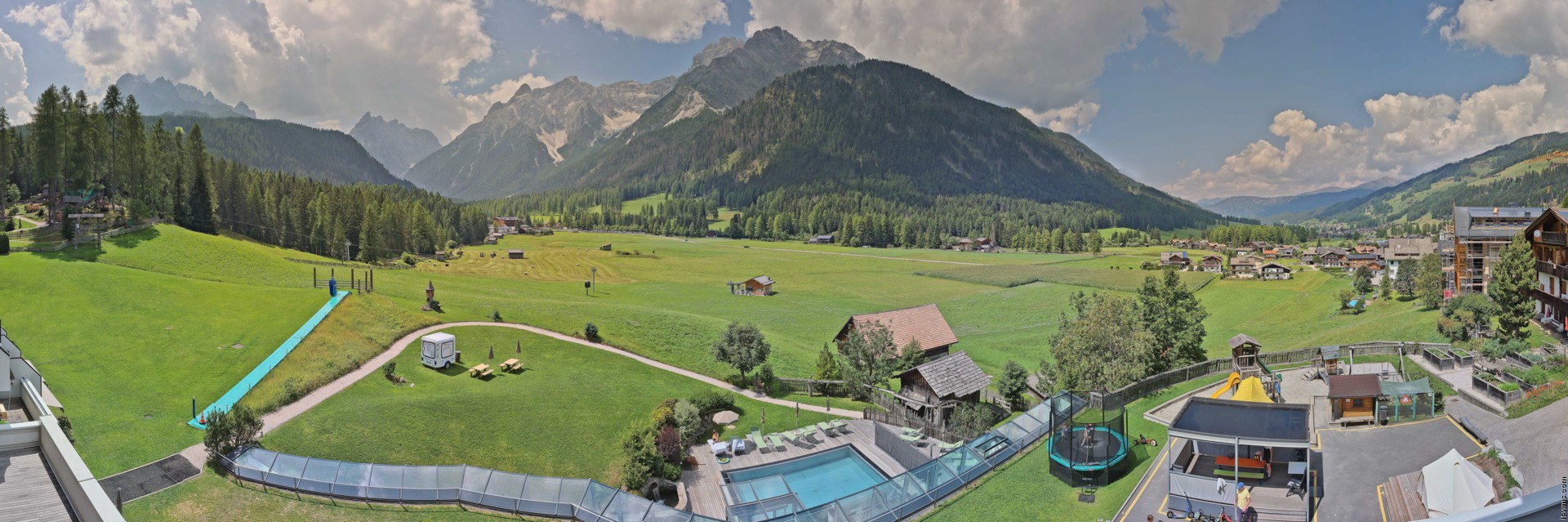 Archiv Foto Webcam Family Resort Rainer im Bergdorf Sexten