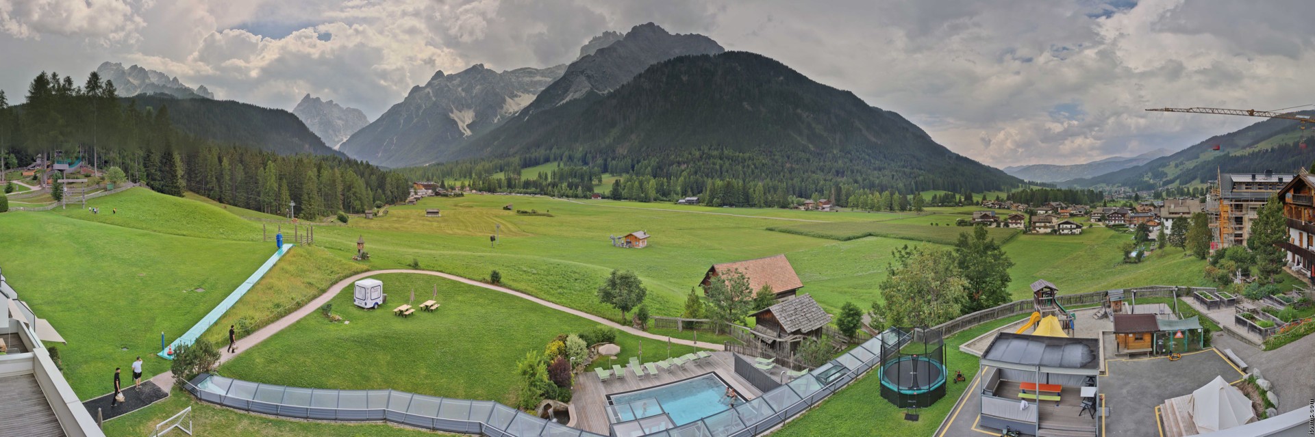 Archiv Foto Webcam Family Resort Rainer im Bergdorf Sexten