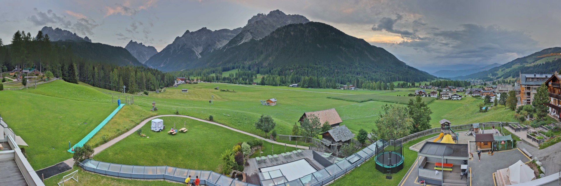 Archiv Foto Webcam Family Resort Rainer im Bergdorf Sexten
