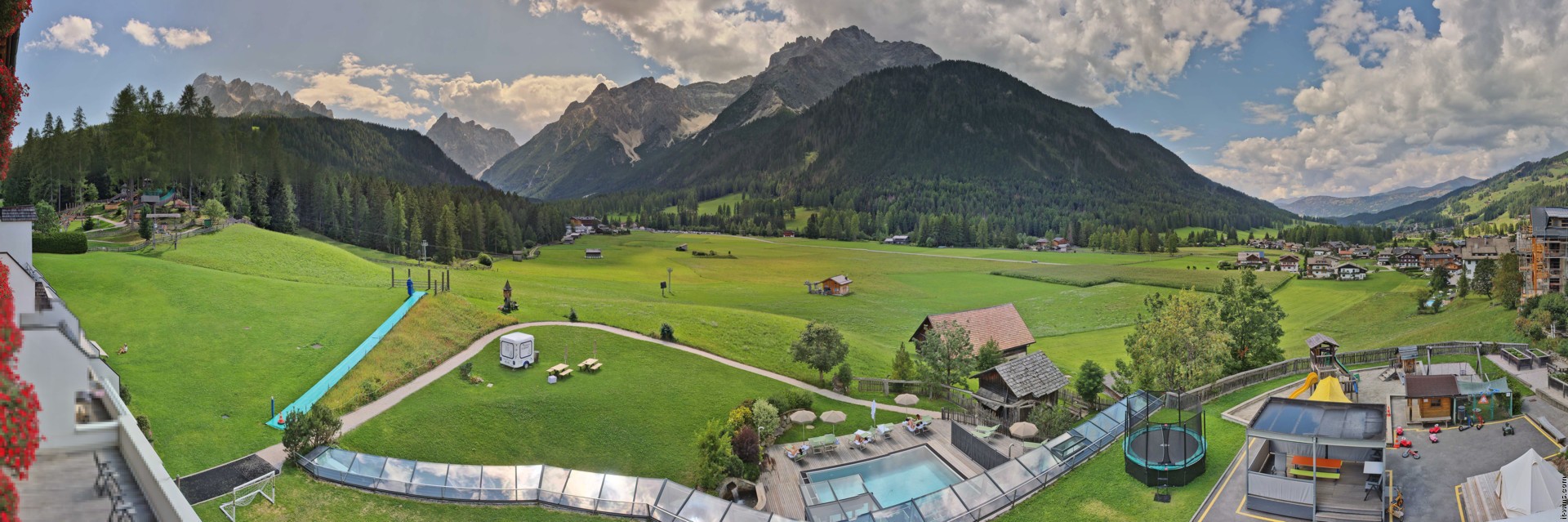 Archiv Foto Webcam Family Resort Rainer im Bergdorf Sexten