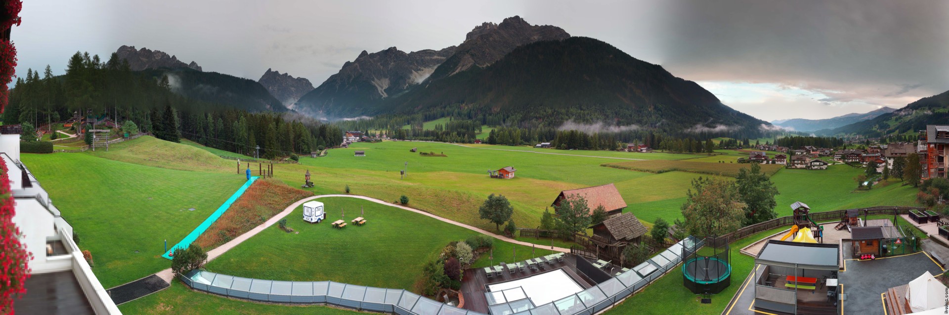 Archiv Foto Webcam Family Resort Rainer im Bergdorf Sexten