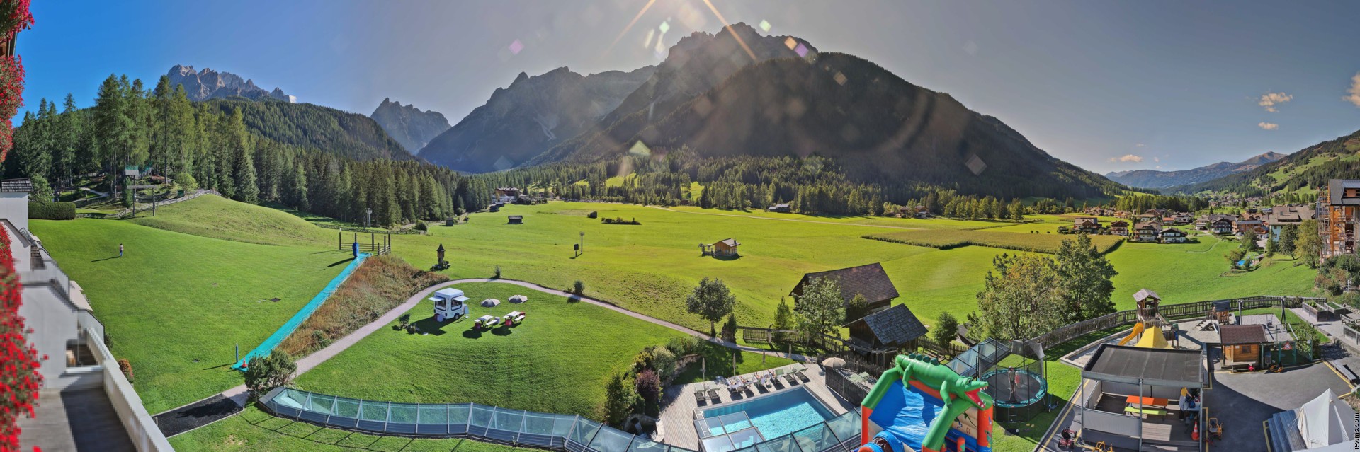 Archiv Foto Webcam Family Resort Rainer im Bergdorf Sexten