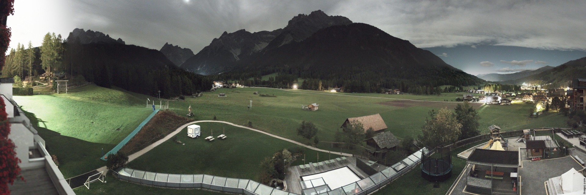 Archiv Foto Webcam Family Resort Rainer im Bergdorf Sexten