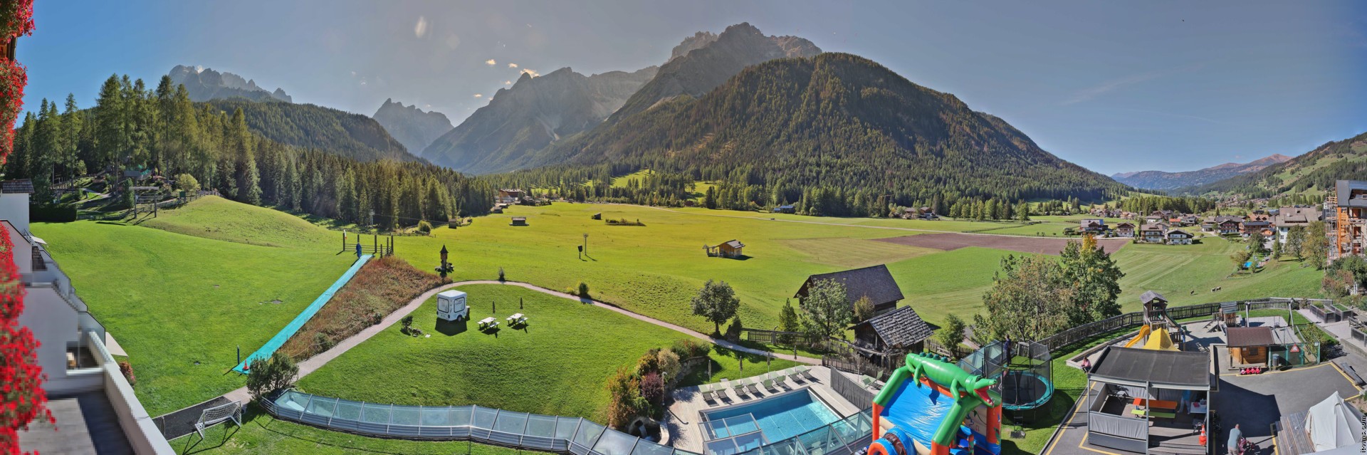 Archiv Foto Webcam Family Resort Rainer im Bergdorf Sexten