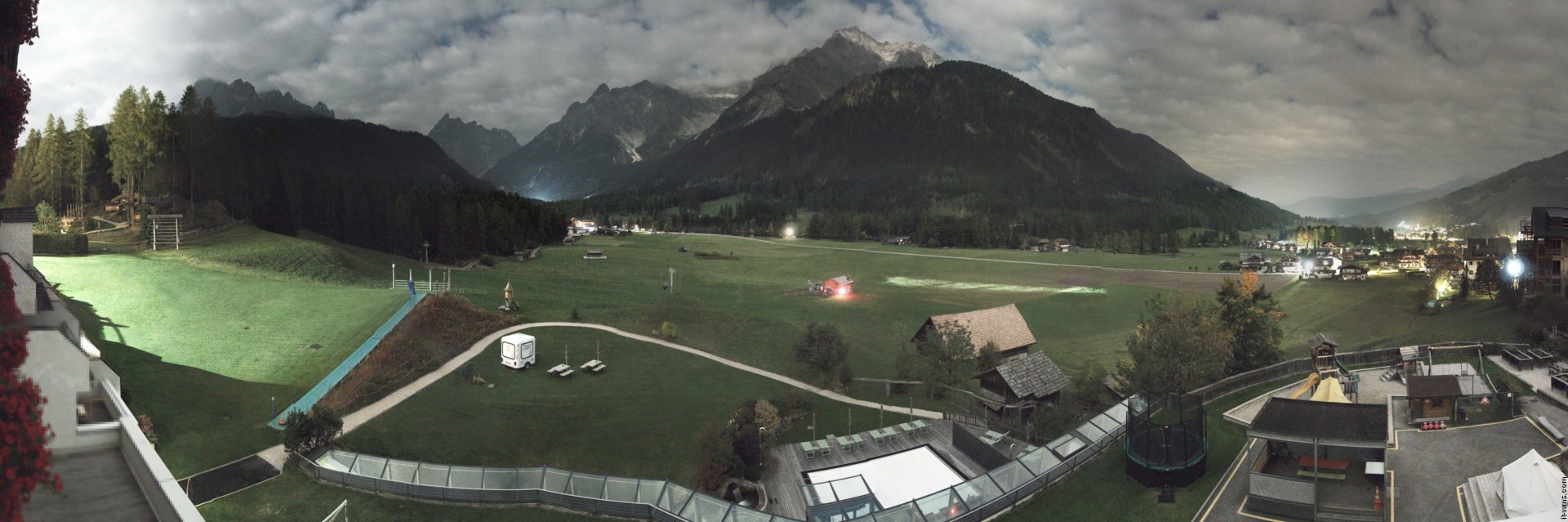 Archiv Foto Webcam Family Resort Rainer im Bergdorf Sexten