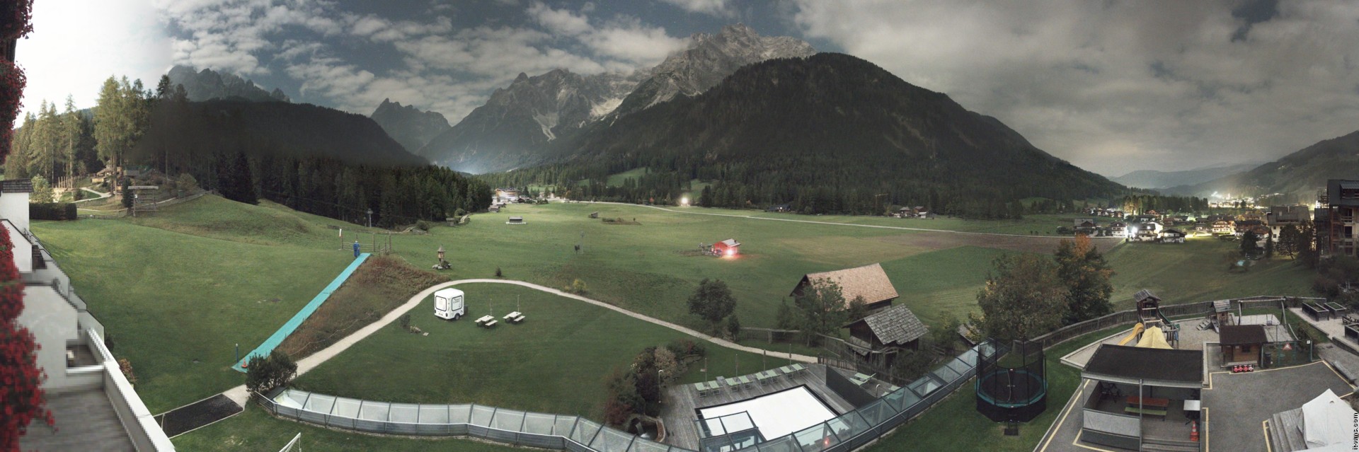 Archiv Foto Webcam Family Resort Rainer im Bergdorf Sexten