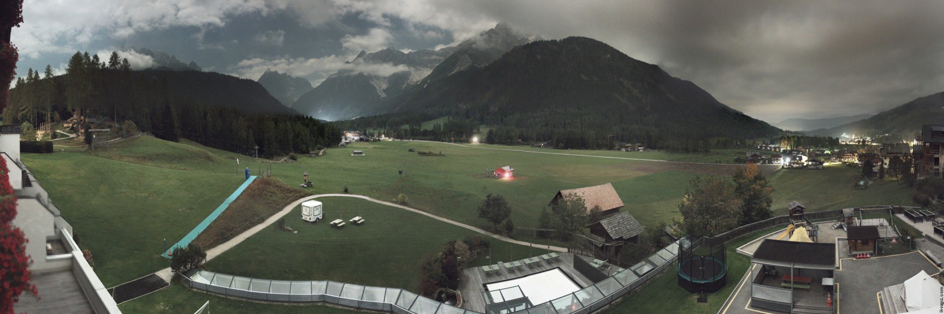 Archiv Foto Webcam Family Resort Rainer im Bergdorf Sexten