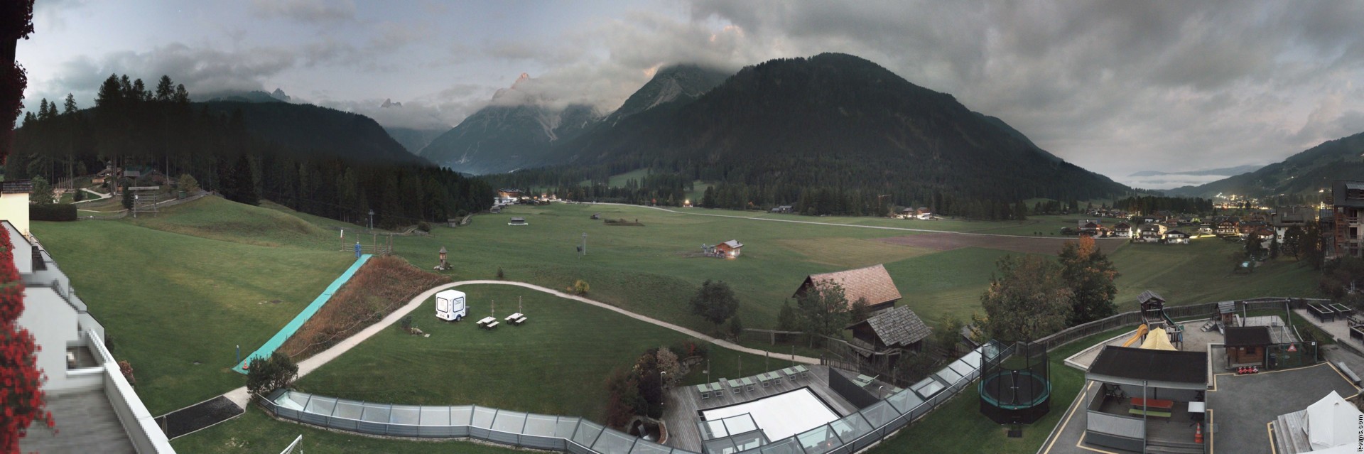 Archiv Foto Webcam Family Resort Rainer im Bergdorf Sexten