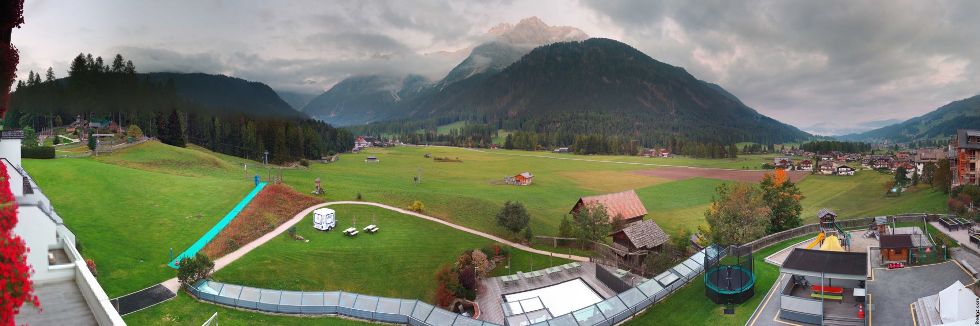 Archiv Foto Webcam Family Resort Rainer im Bergdorf Sexten