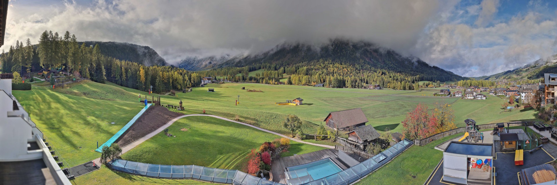 Archiv Foto Webcam Family Resort Rainer im Bergdorf Sexten