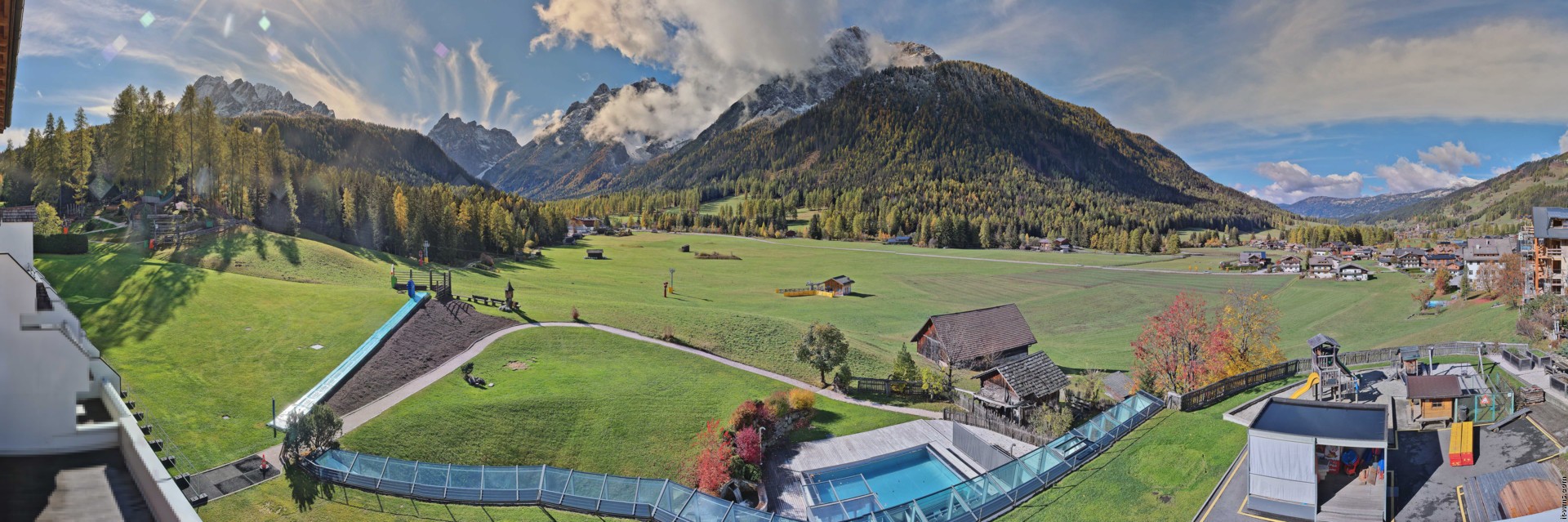 Archiv Foto Webcam Family Resort Rainer im Bergdorf Sexten