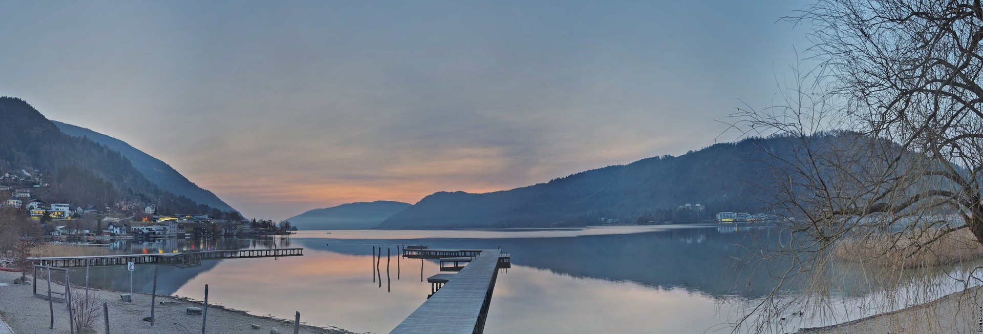 Archived image Webcam Lake Ossiacher See, Annenheim