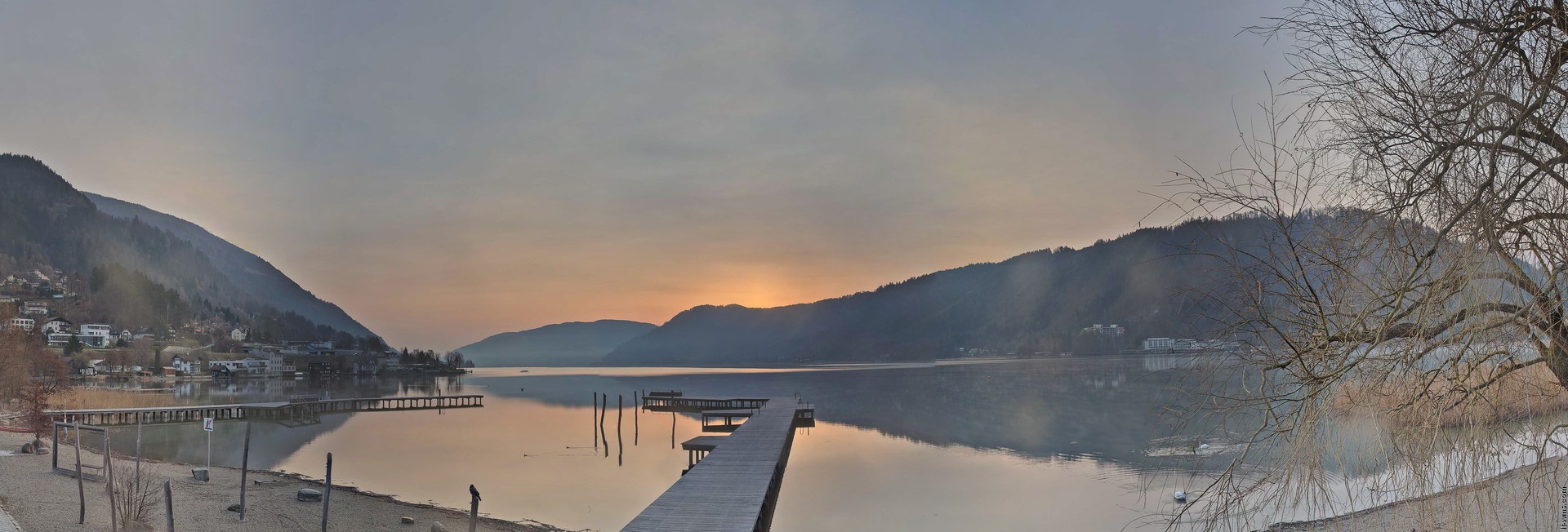 Archived image Webcam Lake Ossiacher See, Annenheim