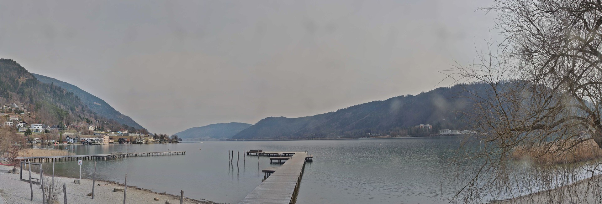 Archived image Webcam Lake Ossiacher See, Annenheim