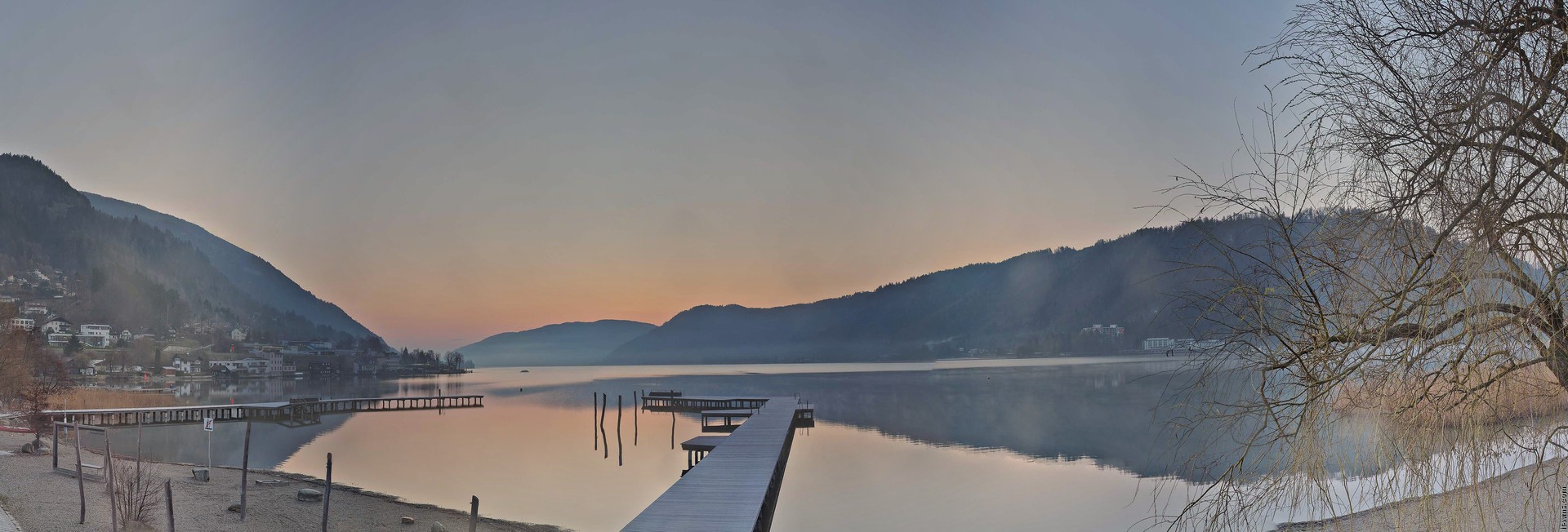 Archived image Webcam Lake Ossiacher See, Annenheim