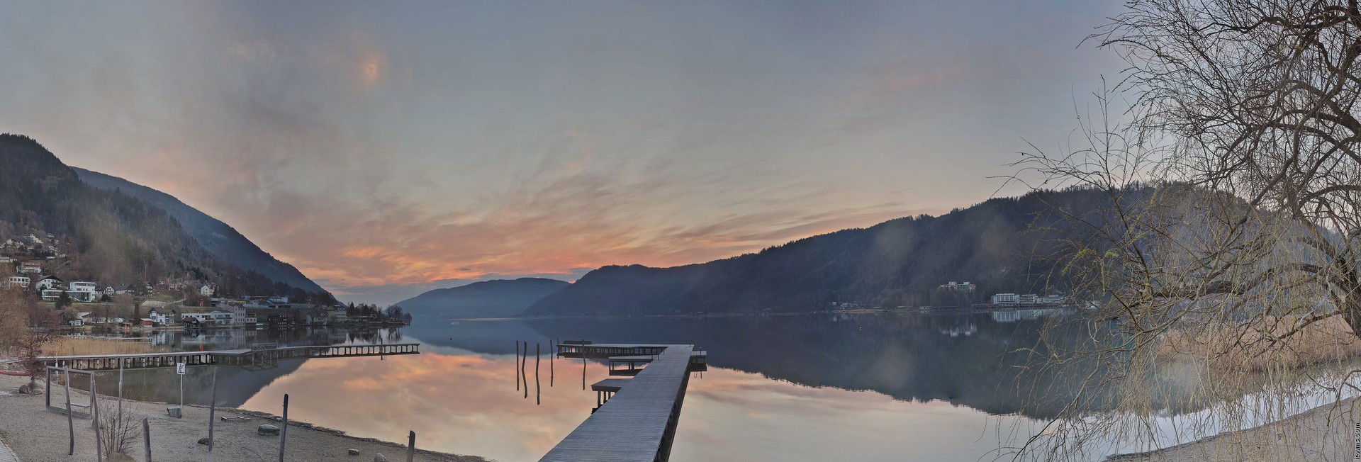 Archived image Webcam Lake Ossiacher See, Annenheim