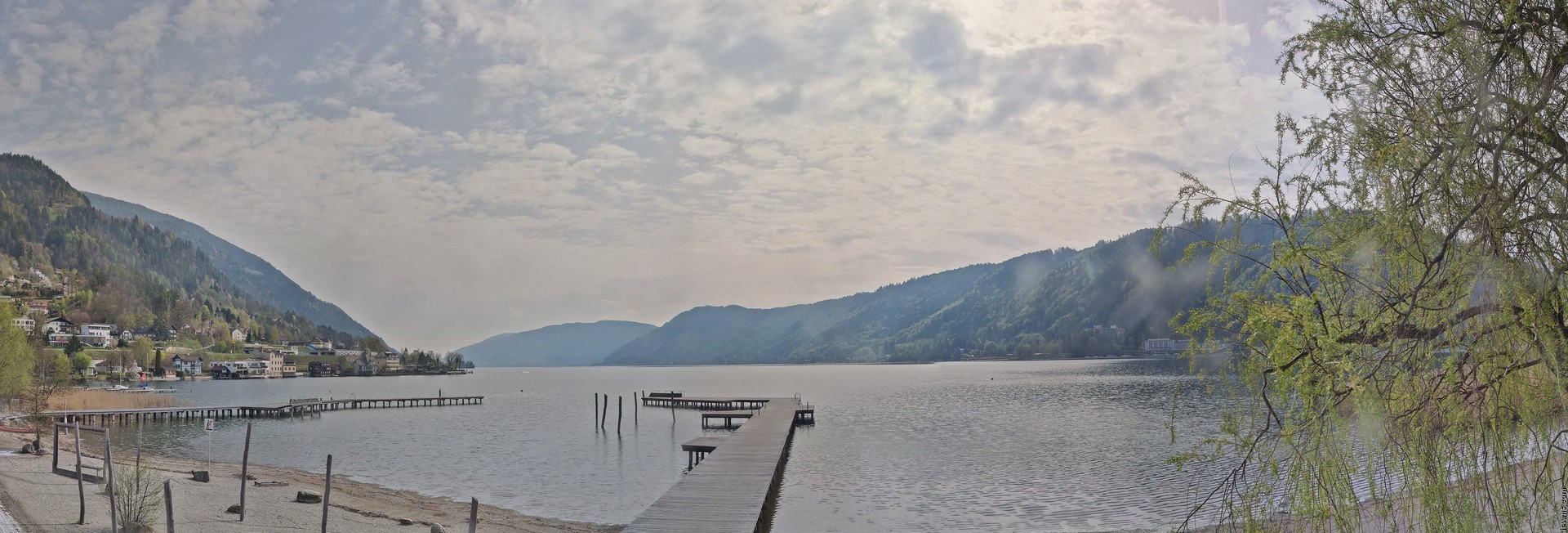 Archived image Webcam Lake Ossiacher See, Annenheim