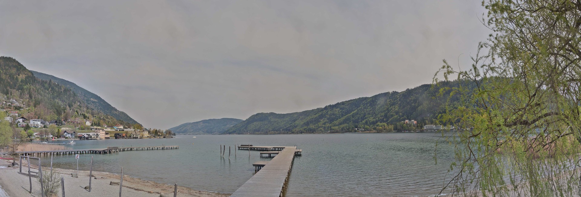 Archived image Webcam Lake Ossiacher See, Annenheim