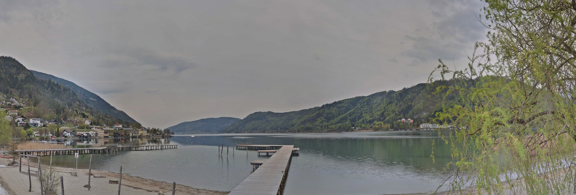 Archived image Webcam Lake Ossiacher See, Annenheim