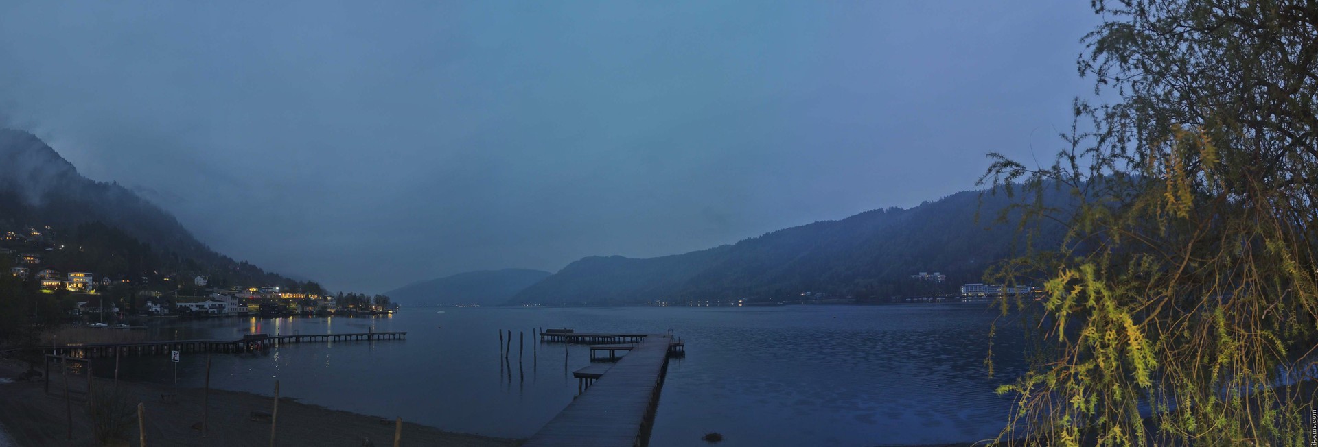 Archived image Webcam Lake Ossiacher See, Annenheim