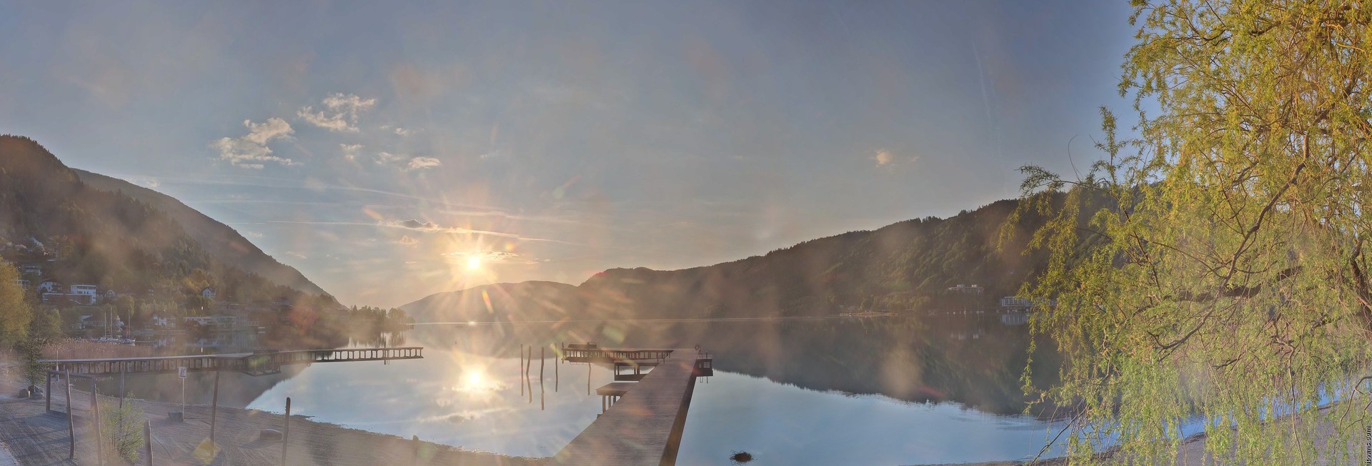 Archived image Webcam Lake Ossiacher See, Annenheim