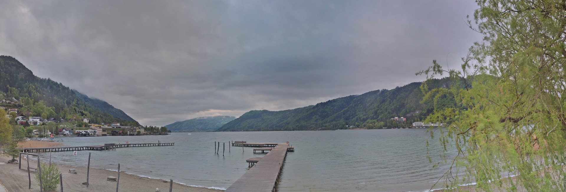 Archived image Webcam Lake Ossiacher See, Annenheim