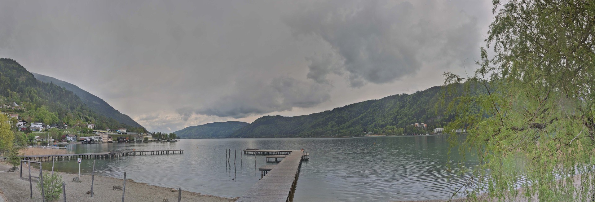 Archived image Webcam Lake Ossiacher See, Annenheim