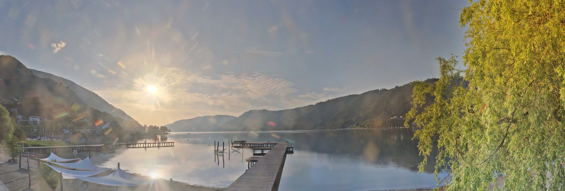 Archived image Webcam Lake Ossiacher See, Annenheim